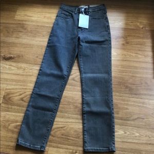 Everlane Stretch High-Rise Cigarette Jeans